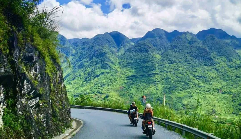 faire boucle ha giang en moto