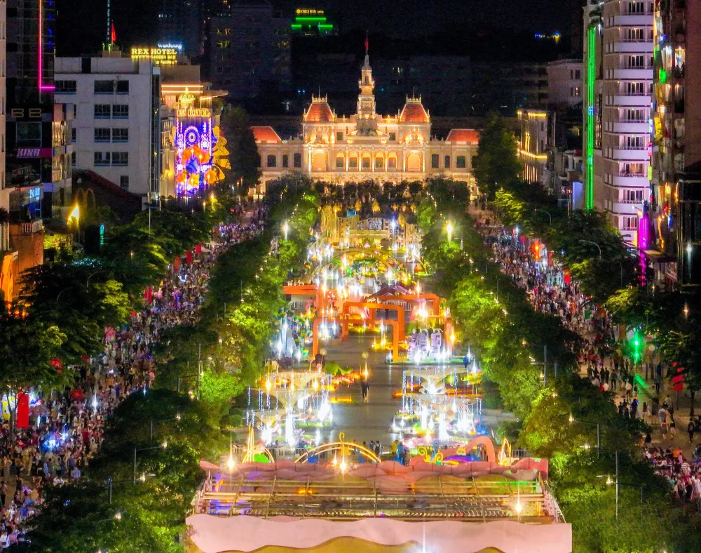 Strada pedonale di Nguyen Hue