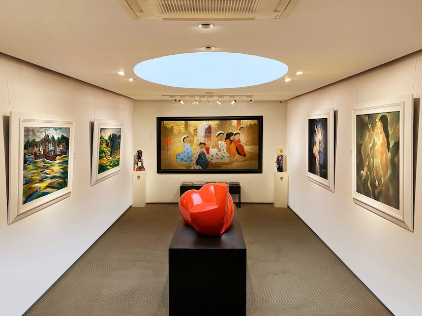 Green Palm Gallery saigon