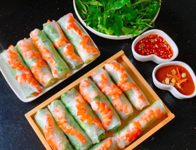 best hanoi food spring roll