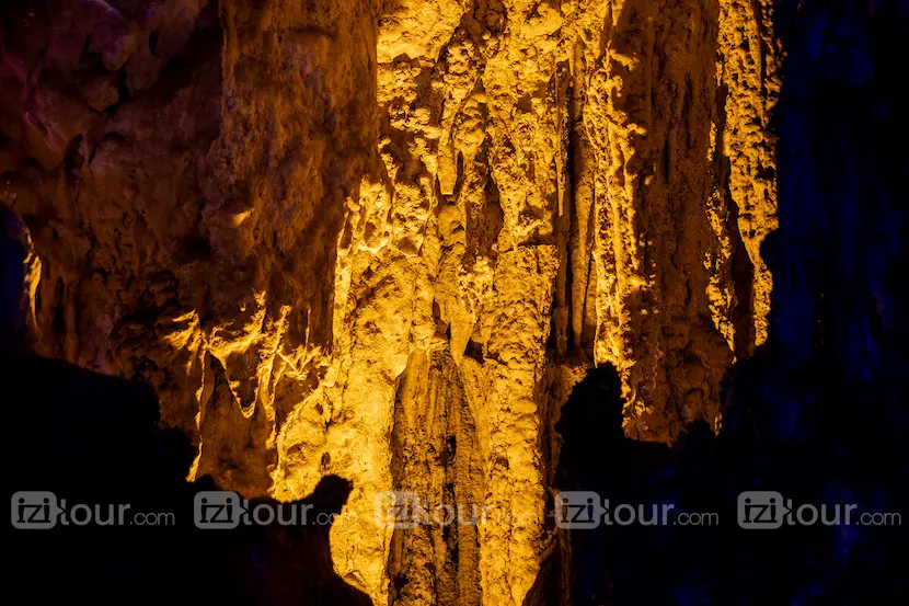 hua ma cave vietnam