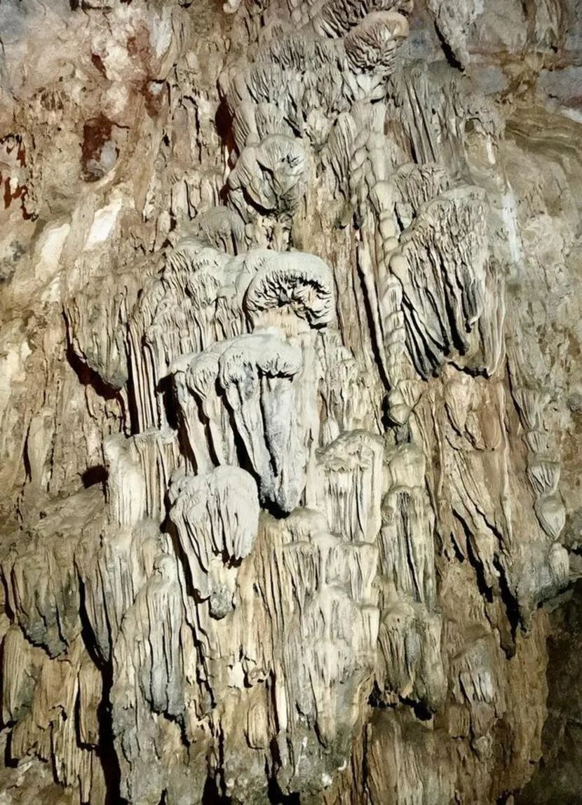 photo of nguom ngao cave