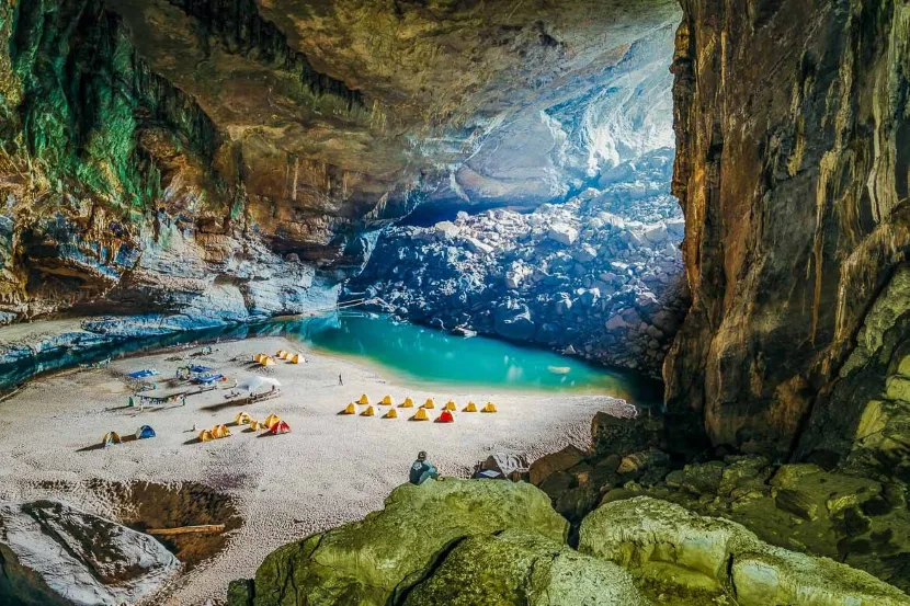 grotte en au vietnam