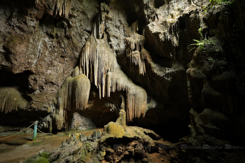 grotte thien ha ninh binh vietnam