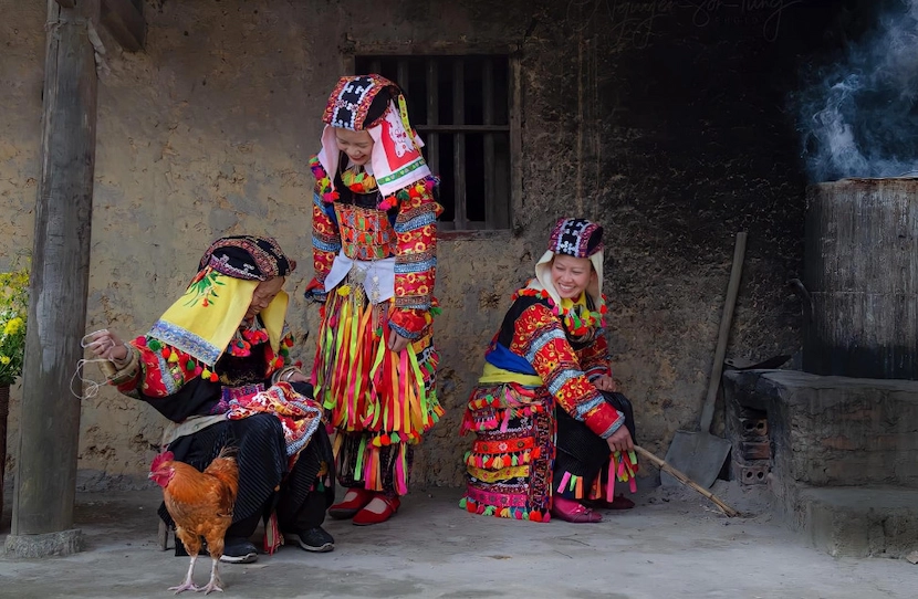 Gruppo etnico Lo Lo nel circuito di Ha Giang