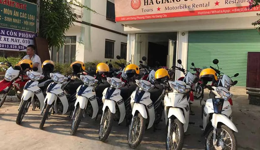 ha giang to dong van by motorbike