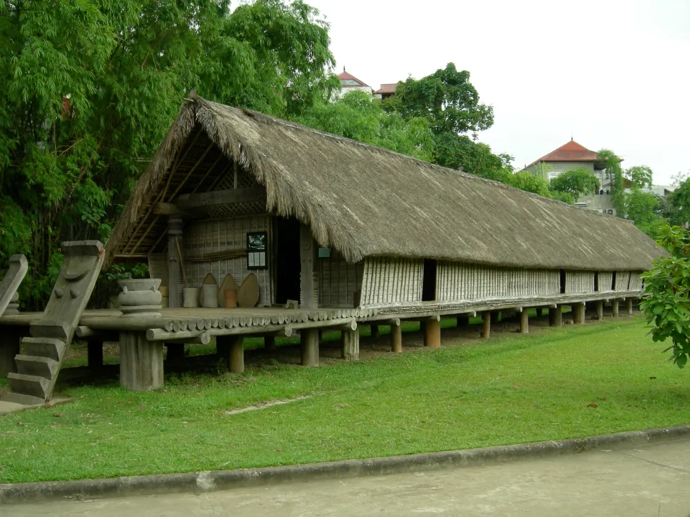 long house of ede people