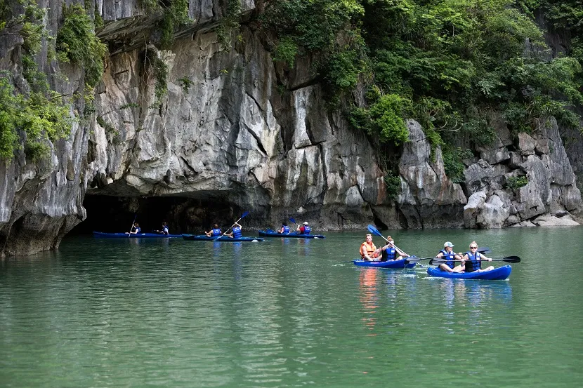 halong bay cruises kayaking