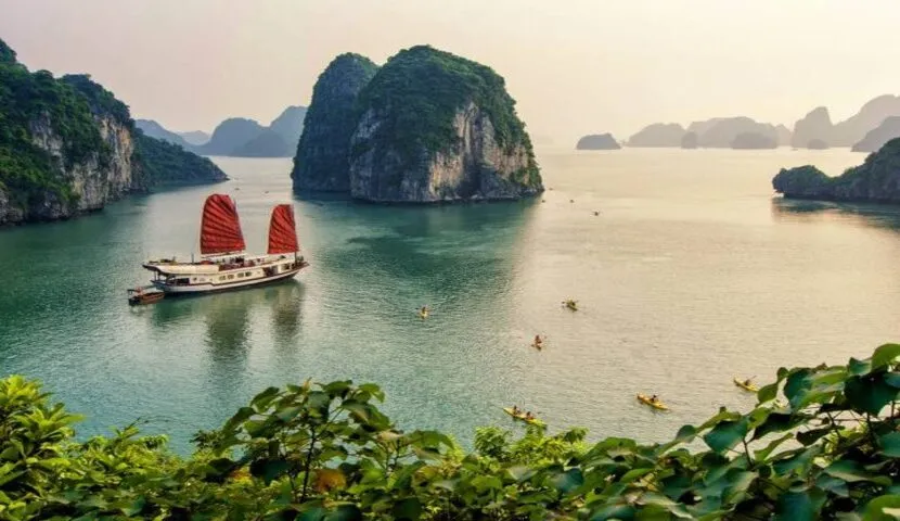 halong bay private cruise