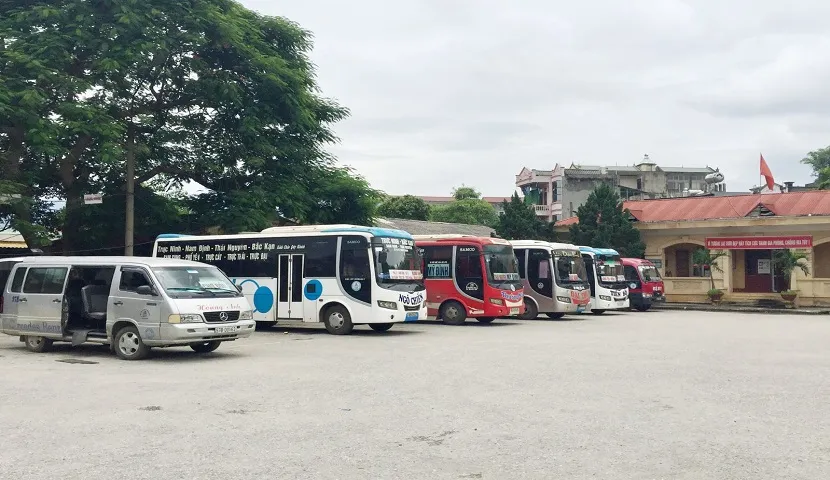 hanoi zum ba be nationalpark mit dem lokalen bus