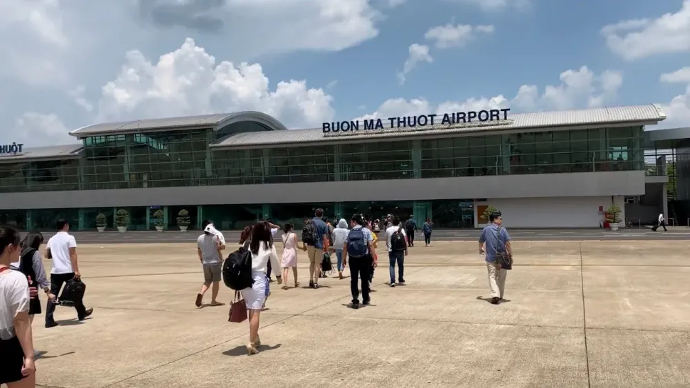 Aéroport de Buon Ma Thuot