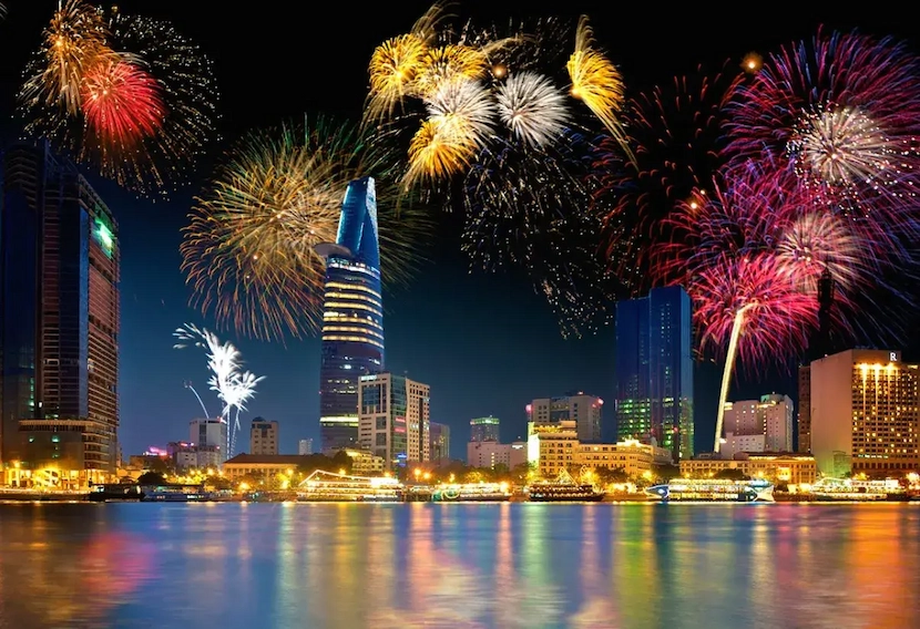 ho chi minh fireworks