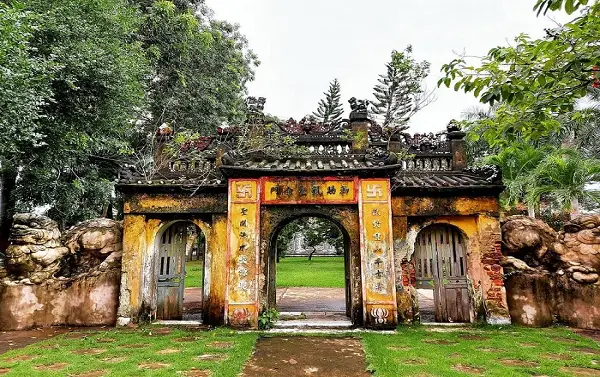 pagode chuc thanh di hoi an