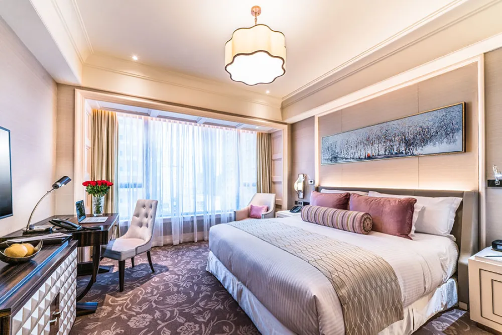 Caravelle Saigon hotel room