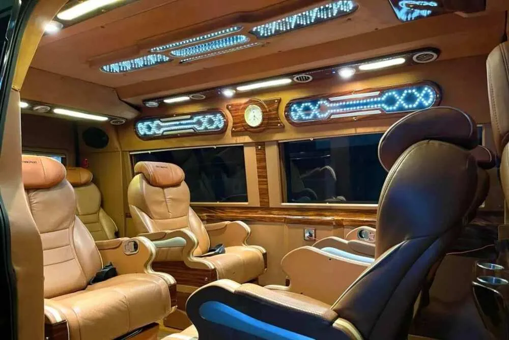 hue to hoi an limousine