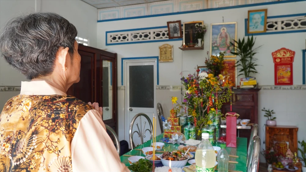 How the Vietnamese people of the southern region venerate their ancestors