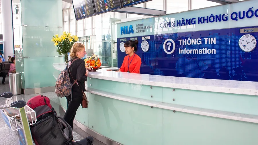 Banco informazioni all'aeroporto di Noi Bai