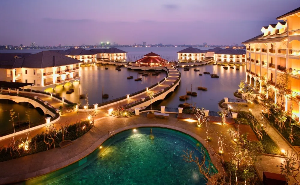 luxury hotel InterContinental Hanoi Westlake