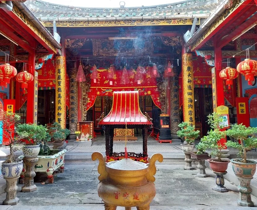 kien an cung pagoda