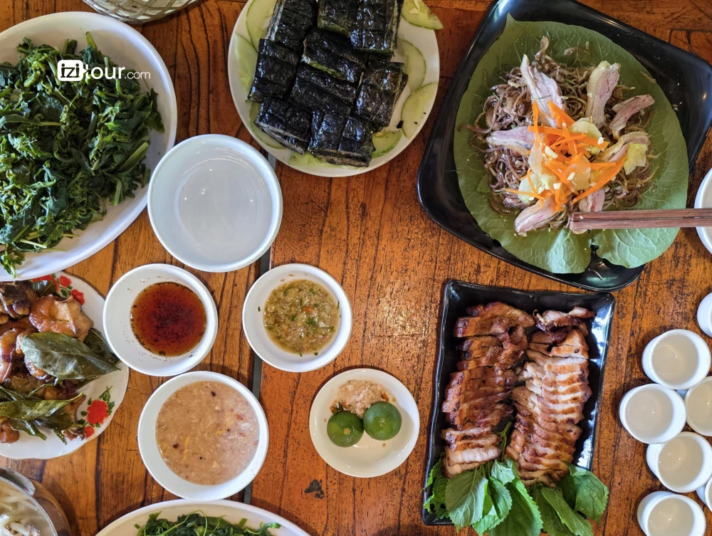 Traditional Tay dishes in Lam Thuong