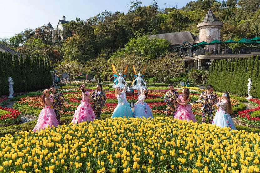 love flower garden danang travel itinerary