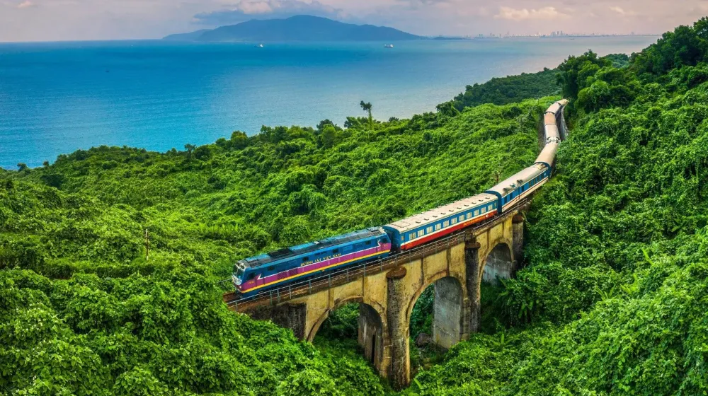 De Hanói a Ciudad Ho Chi Minh en tren de lujo