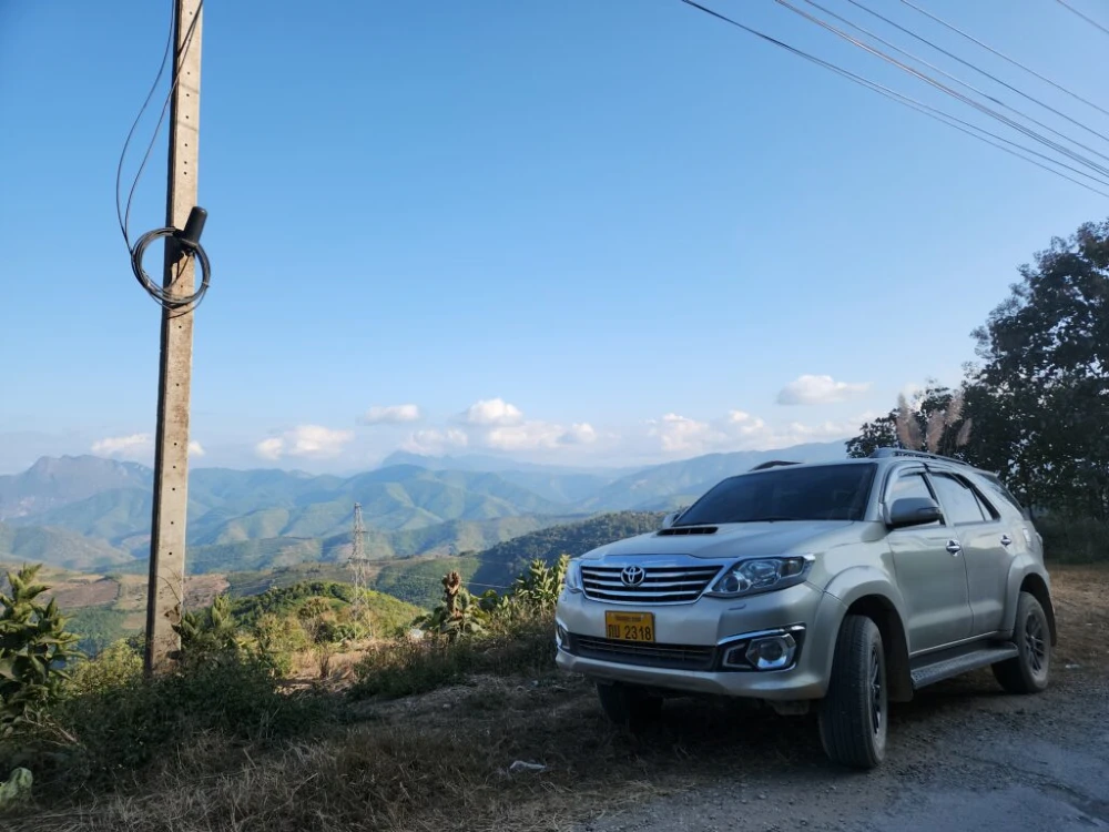 Auto privata da Vientiane a Luang Prabang
