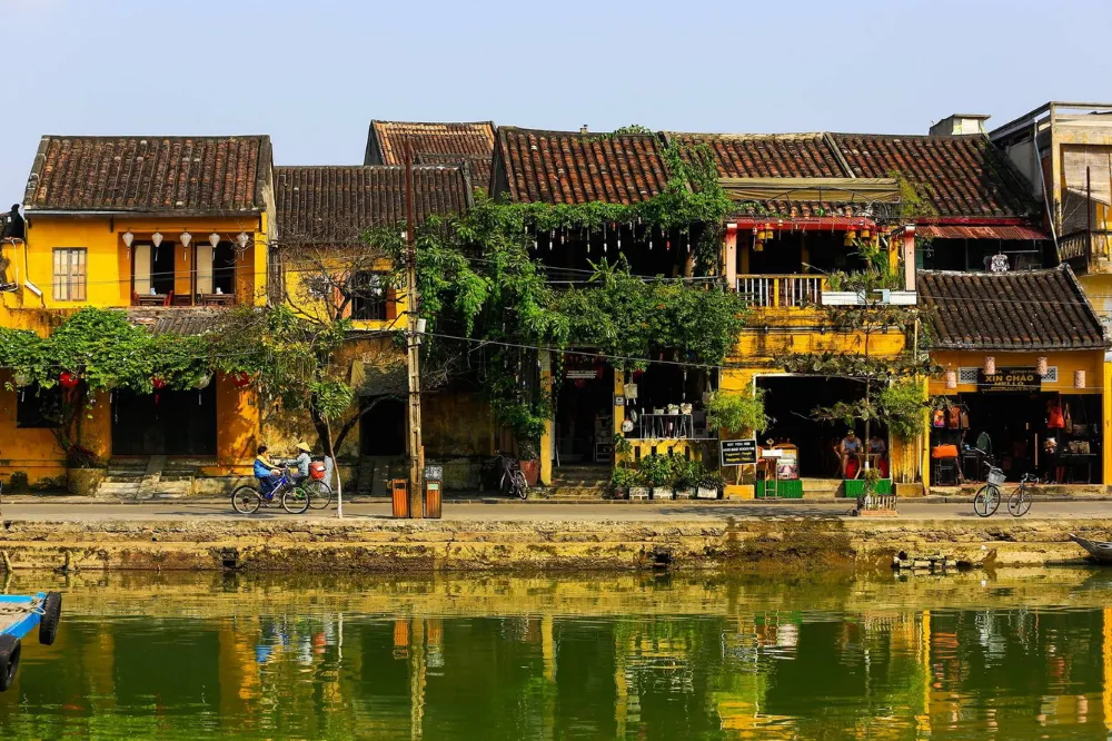 ancient house of hoi an