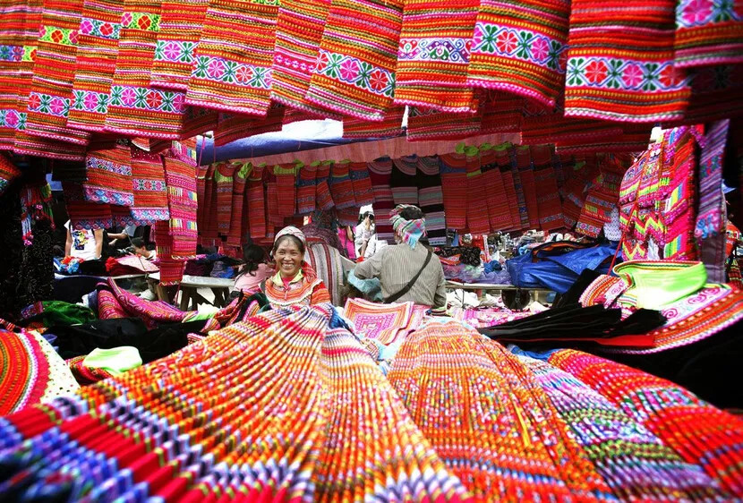 mercato etnico lao cai bac ha 