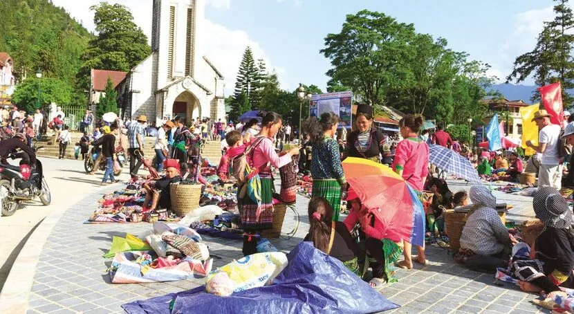 mercato etnico lao cai sapa