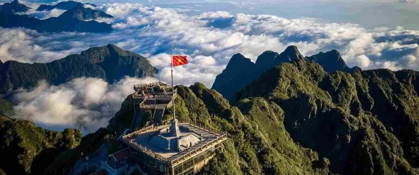 le toit de l'Indochine fansipan