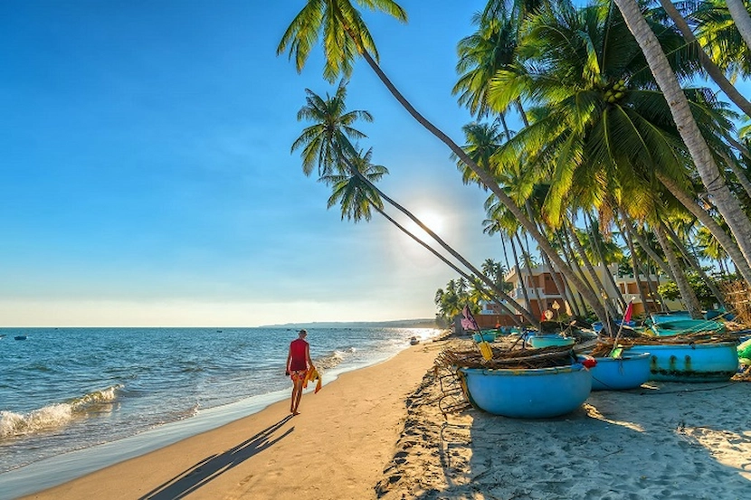 mui ne beach in april