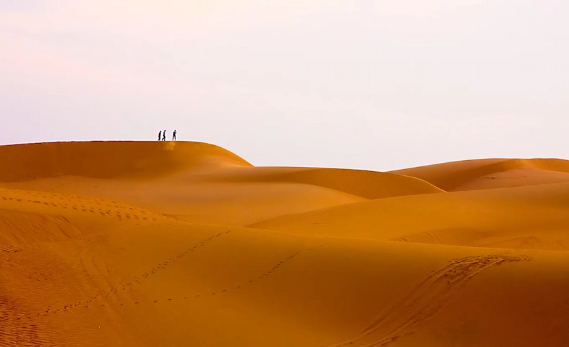 mui ne red sand dunes