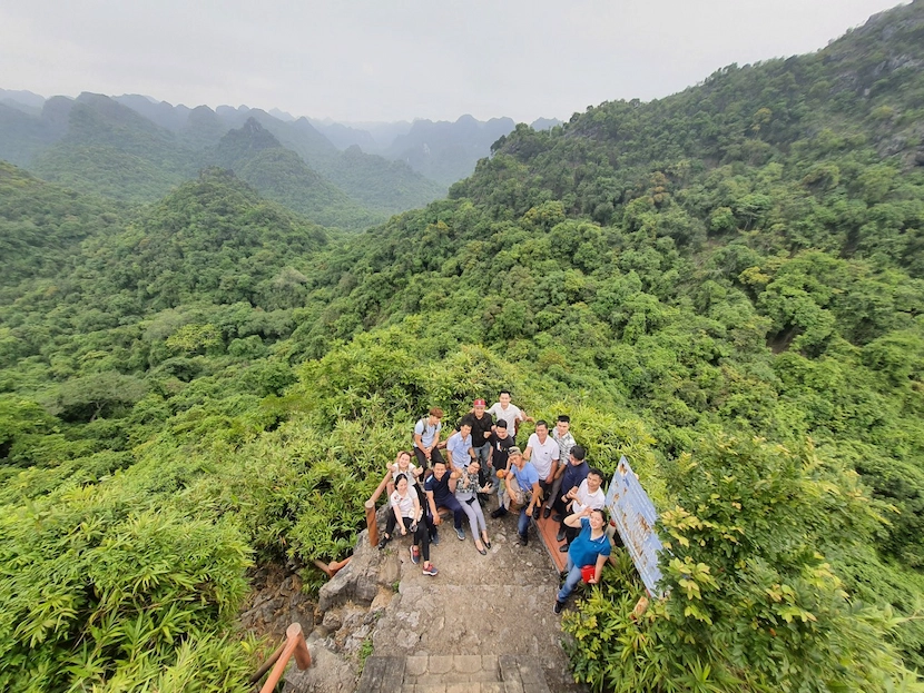 lan ha bay trekking in cat ba national park