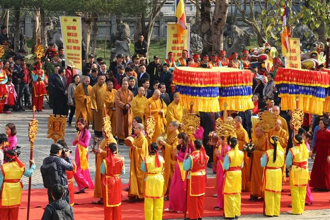 festival de la pagode de Bai Dinh à ninh binh