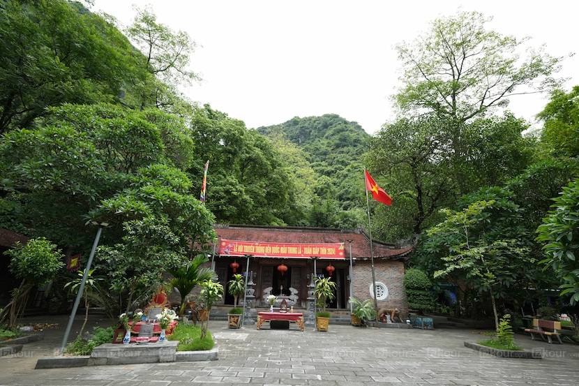 thung la temple