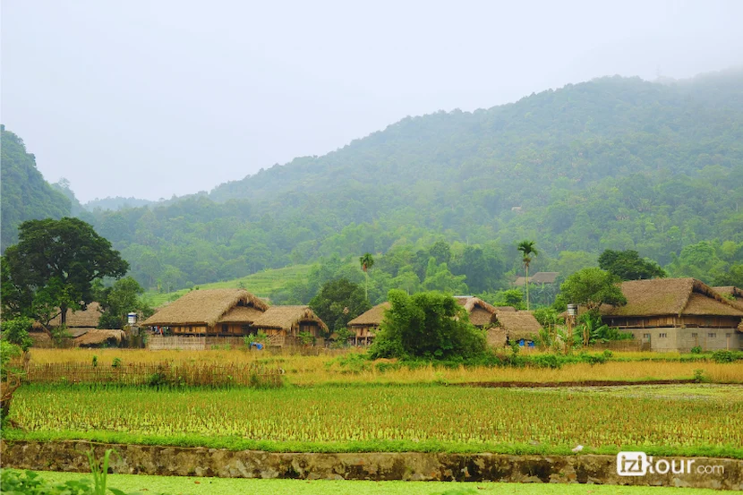 tourist destination in north east vietnam tha village