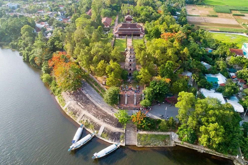 Thien Mu Pagoda – Famous pagoda in Hue