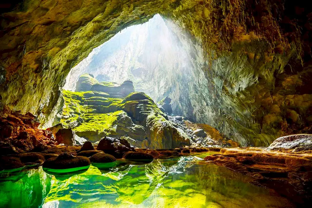 paradise cave water