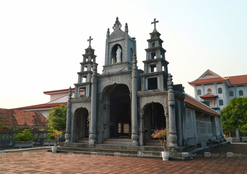 heart of virgin mary in phat diem church