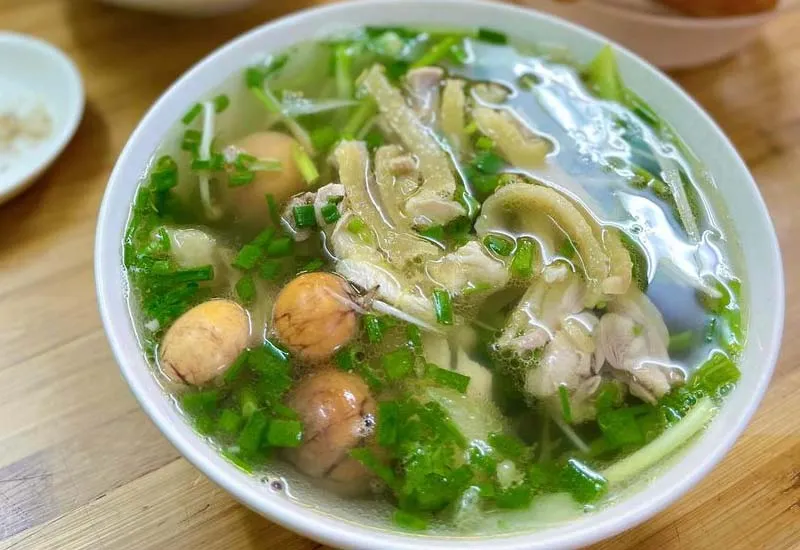 Pho Ga Tien restaurants étoilés Michelin au Vietnam