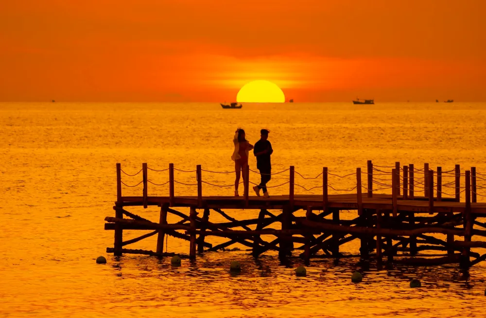sunset at phu quoc resort