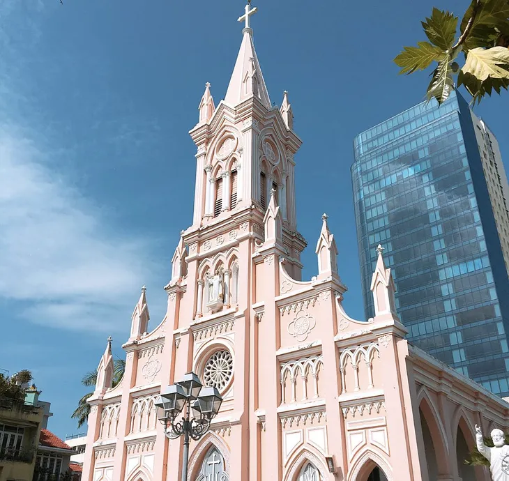 Cattedrale di Danang luogo visitare da nang