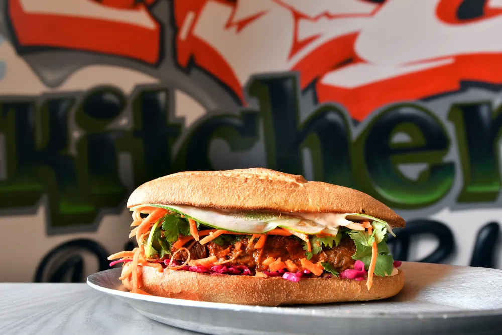 Num Pang (“banh mi” cambodgien)