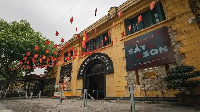 Prison Hoa Lo