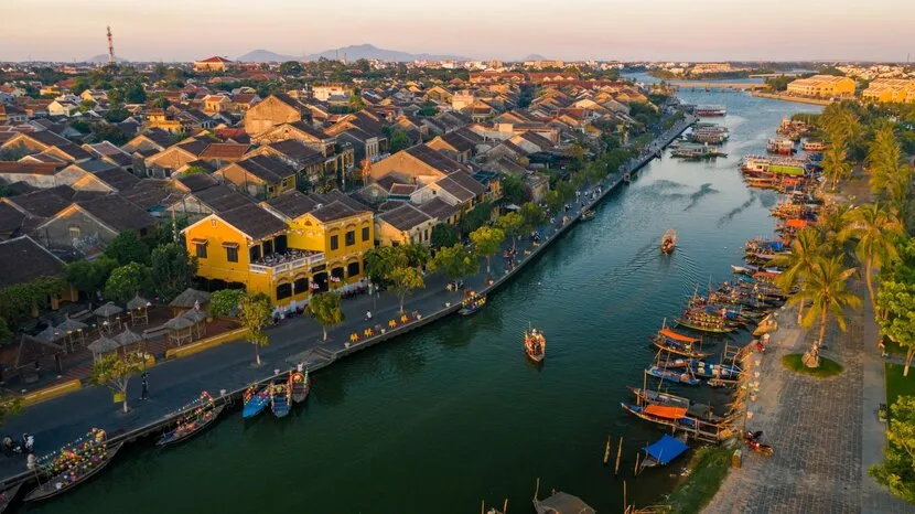 from hue to hoi an itinerary