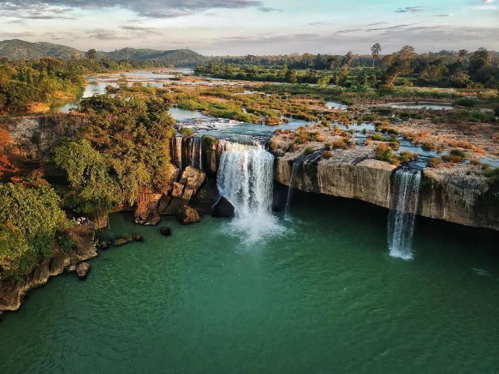 Cascata di Dray Nur, maestosa meraviglia naturale vicino a Buon Ma Thuot Dak Lak