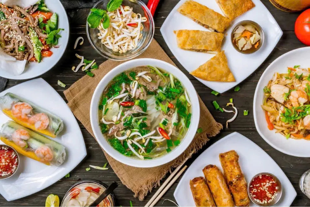 faire découvrir le meilleur de la street food hanoïenne