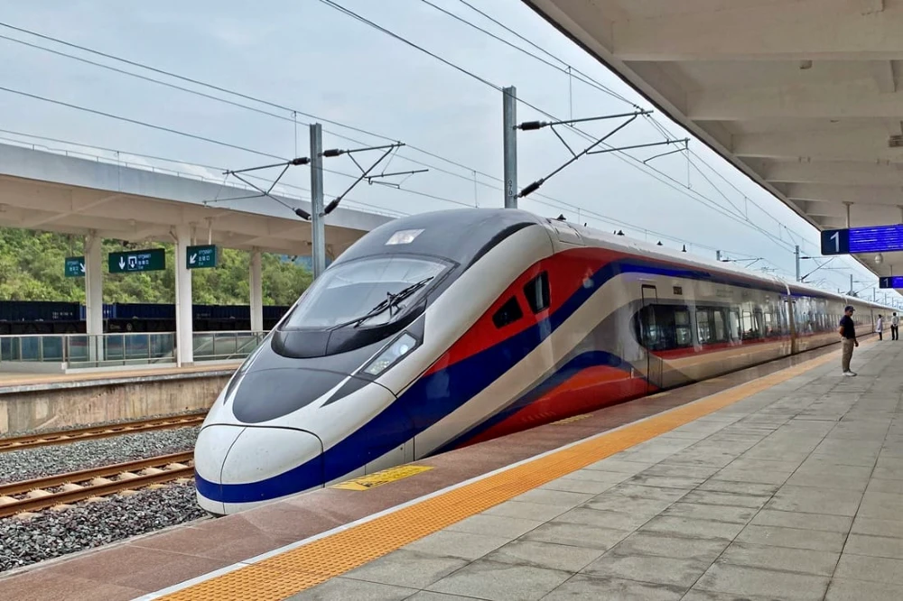 treno ferroviario da vientiane a luang prabang