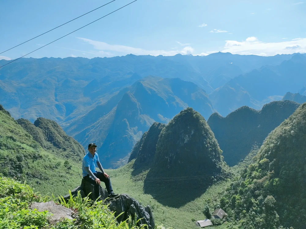 Randonn&eacute;e dans les paysages karstiques de Meo Vac